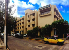  Aurora Suites  Гвадалахара